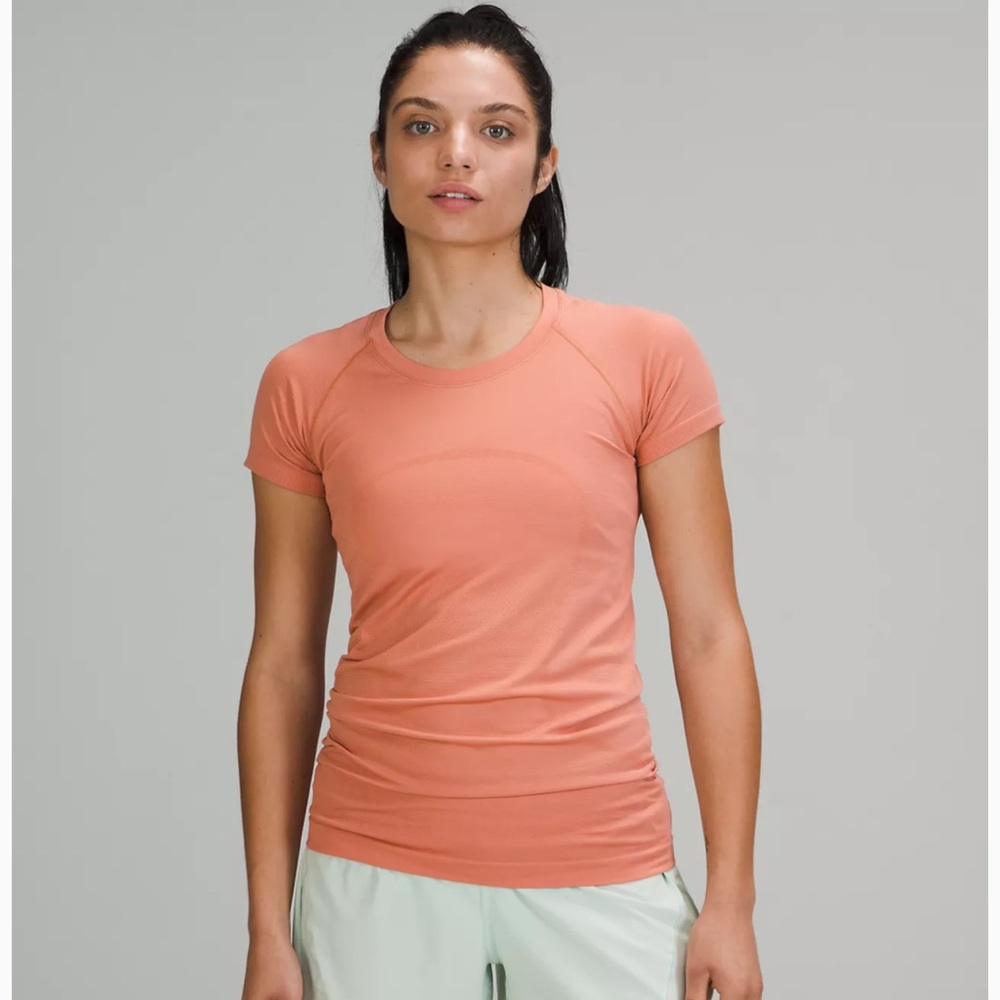 Lululemon swiftly tech short sleeve
